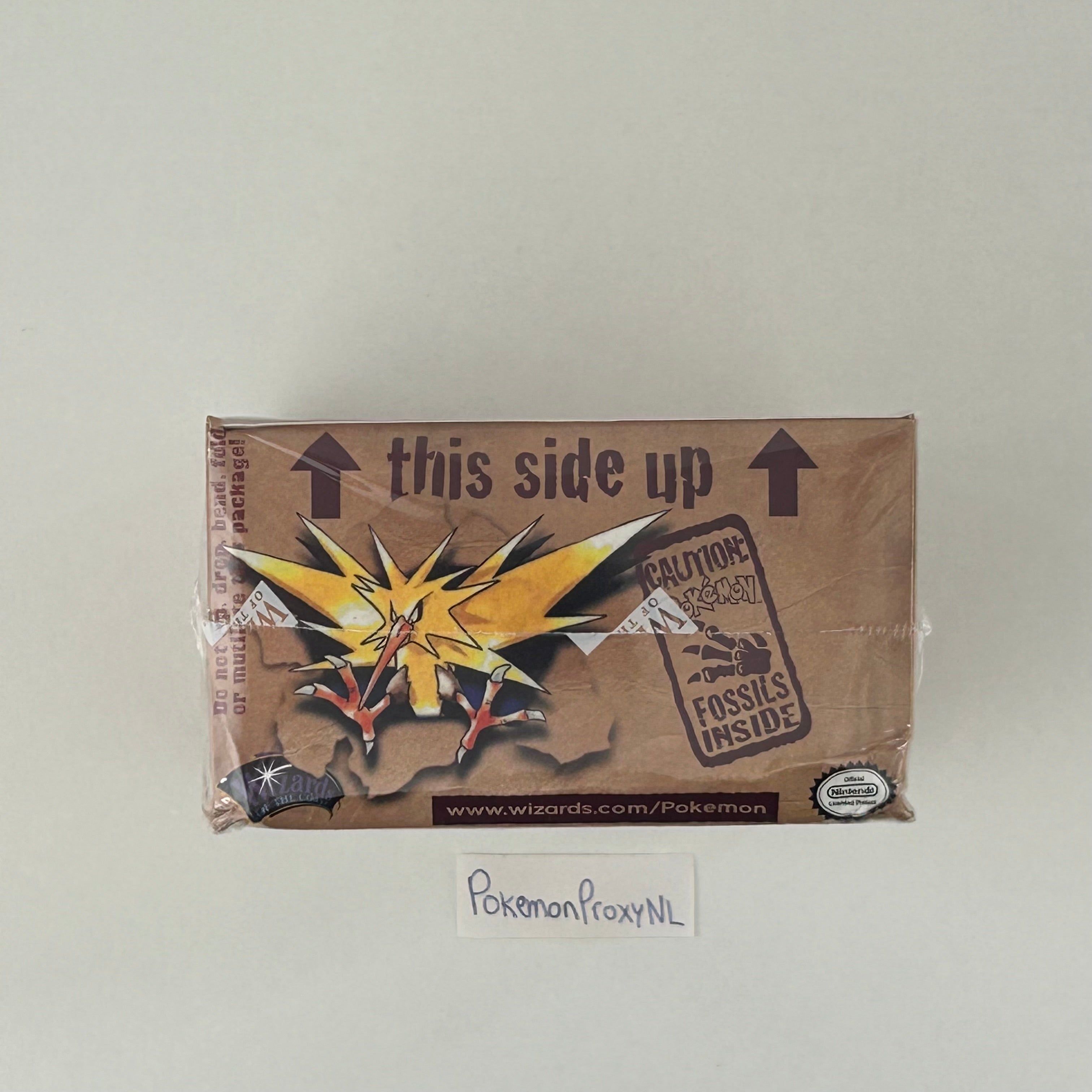 pokemon fossil booster box sealed Boosterbox: Set (first edition) (FO) / PROXY Pokémon TCG card(s – PokemonProxyNL Style:Artwork + Display Case Top 10 Trainer Cards Squirreled Away 3 Uncommon Cards